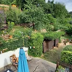 Eifel Duitsland Fraai Met Tuin Dom wakacyjny